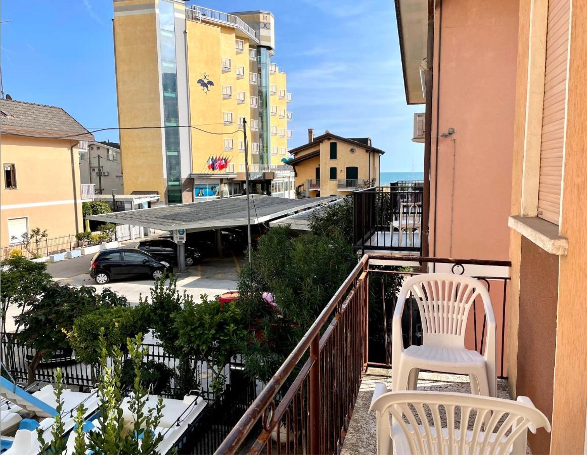 Appartamento Palma Carraro Immobiliare Jesolo - Family Apartments المظهر الخارجي الصورة